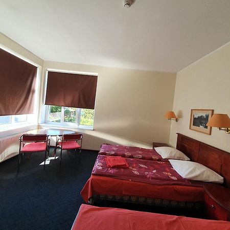Otra Elpa Hotel Valka Buitenkant foto